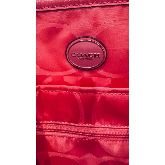Coach Signature C Pink Nylon Shoulder Bag Convertible Strap12x16x6 preloved - Picture 2 of 13